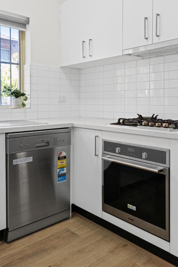 Burwood New 2 Bedroom 2 Bath Apt Free Parking 悉尼 外观 照片